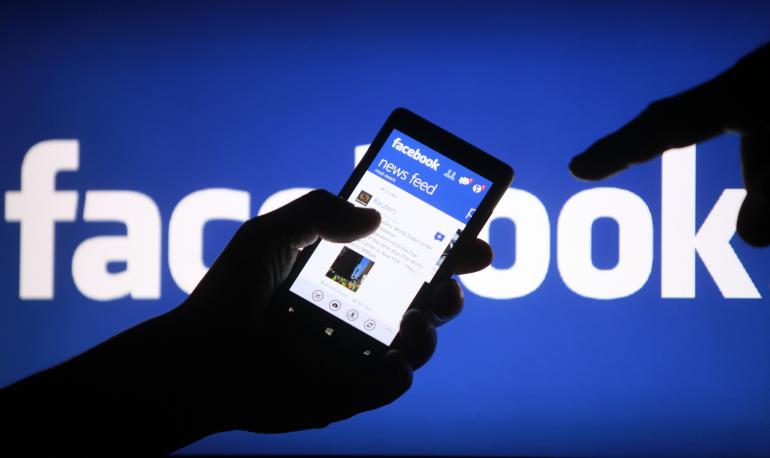 Facebook'tan 'yalan haber'lere karşı ilan