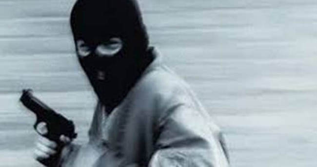 Kayseri'de silahlı, kar maskeli banka soygunu