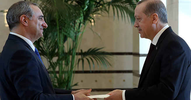 Erdoğan İsrail Büyükelçisi'nin 'güven mektubu'nu aldı