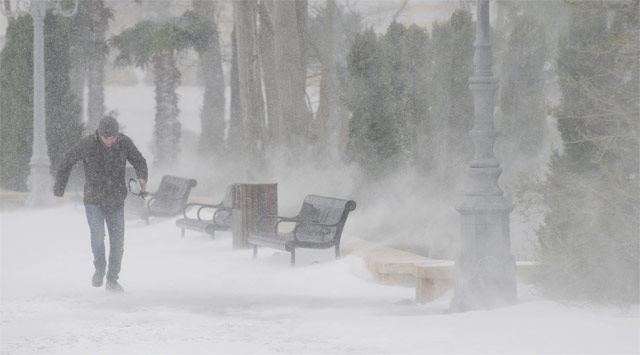 AKOM İstanbul'da günlerce sürecek kuvvetli kar fırtınası için uyardı