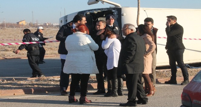 Konya'da feci kaza: Öğrencileri taşıyan servis, kamyon ile çarpıştı