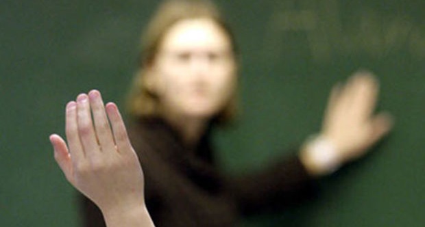 Öğretmenlere 'not' sistemi başlıyor: Eğitimcilerden formları doldurmama kararı