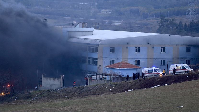 İstanbul'da fabrikada patlama: Yaralı işçiler var