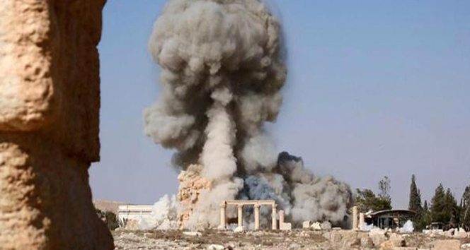 IŞİD Roma döneminden kalma antik tiyatroya saldırdı, 12 kişiyi katletti!