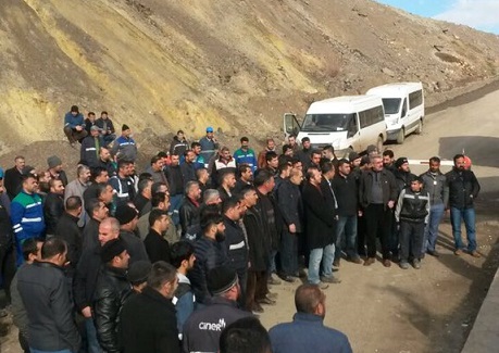 Şirvan'da madenciler üretimi durdurdu!