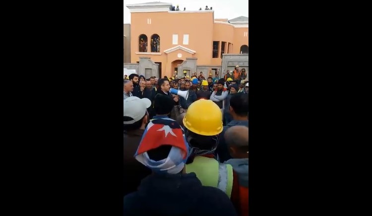 Suudi Arabistan'da inşaat işçilerinden büyük grev!