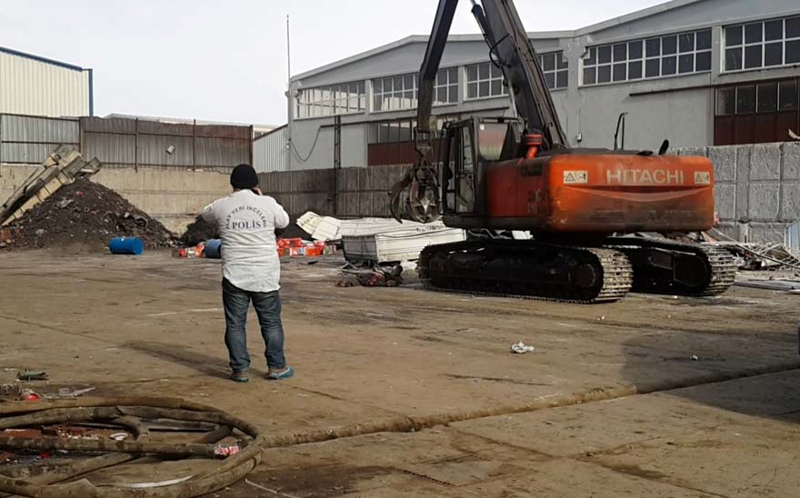 Konya'da iş cinayeti: İş makinesinin paletleri altında kalan işçi feci şekilde can verdi