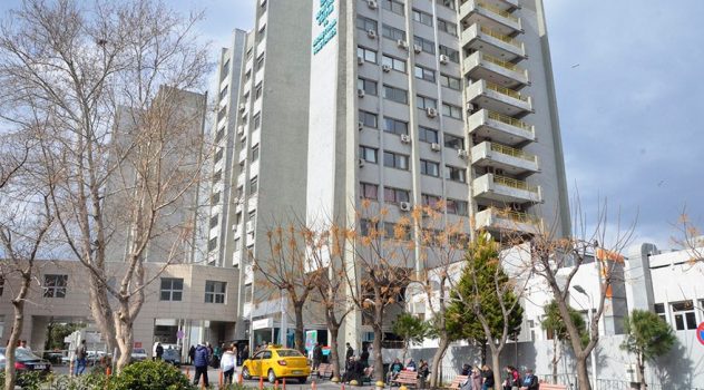 İzmir'de asistan doktor hastanenin 10. katından atladı