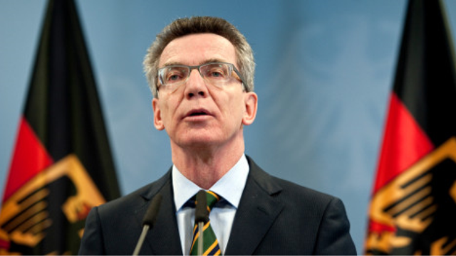Alman İçişleri Bakanı: Almanya'da Türk seçim mücadelesine yer yok