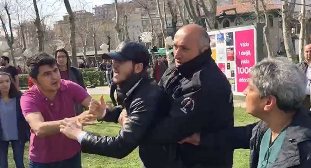 Bilgi Üniversitesi'nde 8 Mart etkinliğine saldıran gericiler serbest bırakıldı!