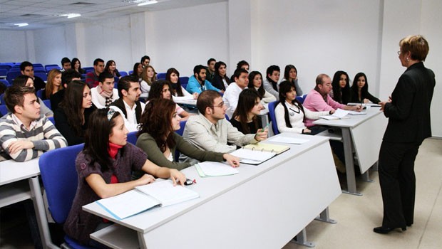 KHK'da yeni boyut: Açığa alınan akademisyenlere