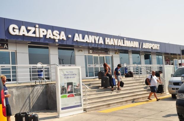 Gazipaşa Havalimani müdürü gözaltına alındı