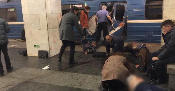 VİDEO | St. Petersburg metrosunda patlama: En az 10 ölü, çok sayıda yaralı var