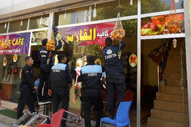 Adana'da Arapça tabela ve levhalar kaldırıldı