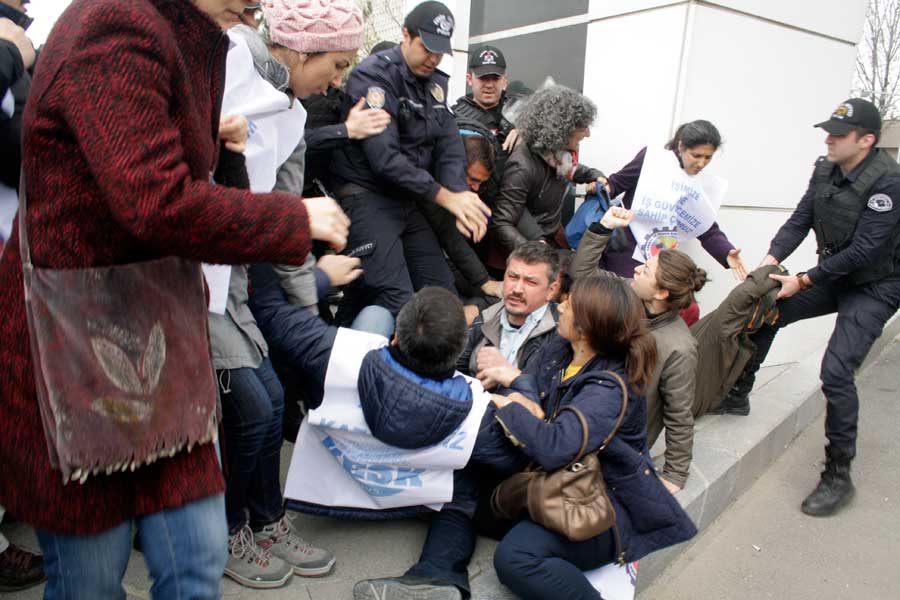 Ankara'da işçilerin eylemine polis saldırısı