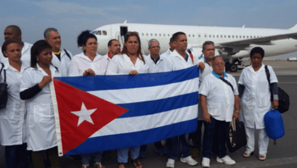 Kübalı doktorlar sel felaketinin yaşandığı Peru'da