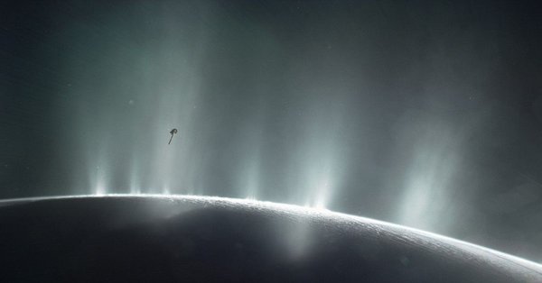 NASA: Satürn'ün uydusunda bildiğimiz yaşamı destekleyebilecek deliller bulundu