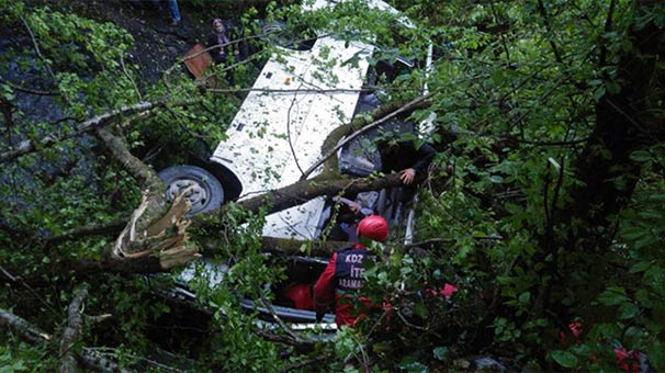 Zonguldak'ta feci trafik kazası: 10 ölü, 16 yaralı