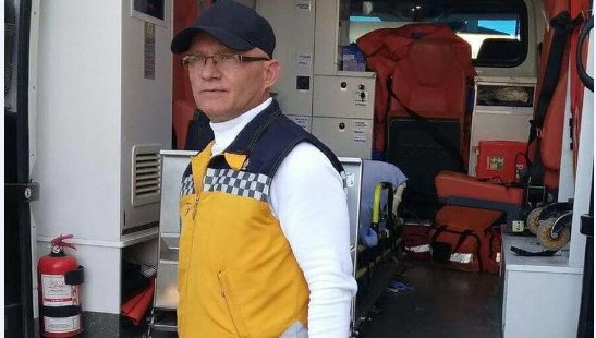 Ambulans şöförü direksiyon başında kalp krizi geçirerek hayatını kaybetti