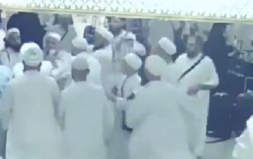 VİDEO | İşte İsmailağacıların Mekke'de birbirine girdikleri anlar