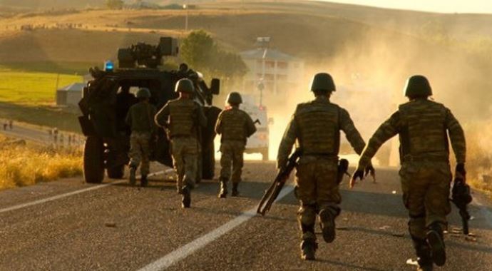 Tendürek kırsalında çatışma: 2 asker hayatını kaybetti, yaralılar var