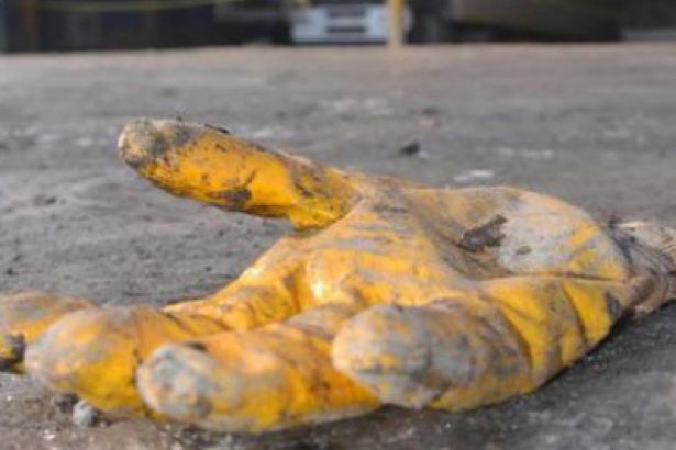 Gebze'de iş cinayeti: Beton fabrikasında kum haznesine düşen işçi hayatını kaybetti