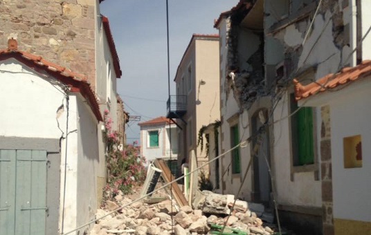 VİDEO | Ege'deki deprem Midilli'de hasara neden oldu