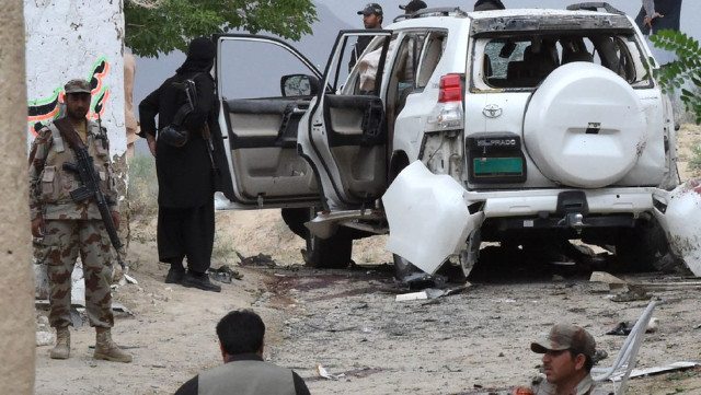 Pakistan'da bombalı saldırı