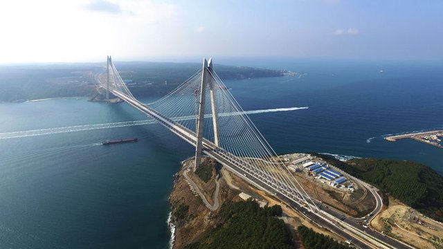 AKP'nin 'çılgın' projeleri: Köprülerden 2.5 milyar lira kayıp!