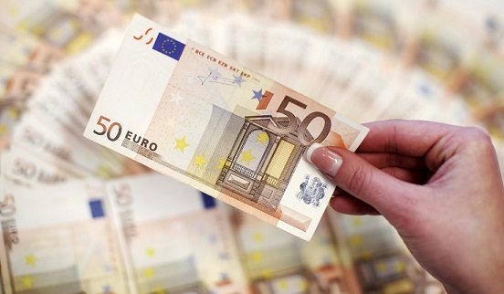 Euro son 3 yılın zirvesine çıktı