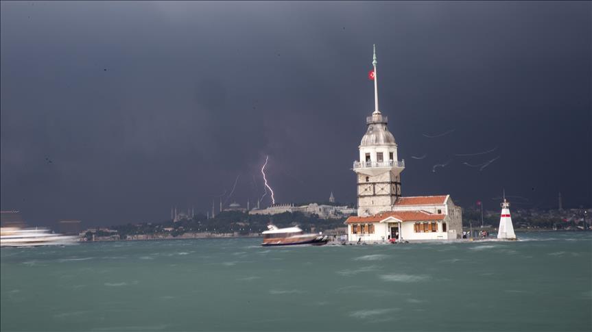 İstanbul'a yağmur ve dolu uyarısı: İşte en riskli saatler...