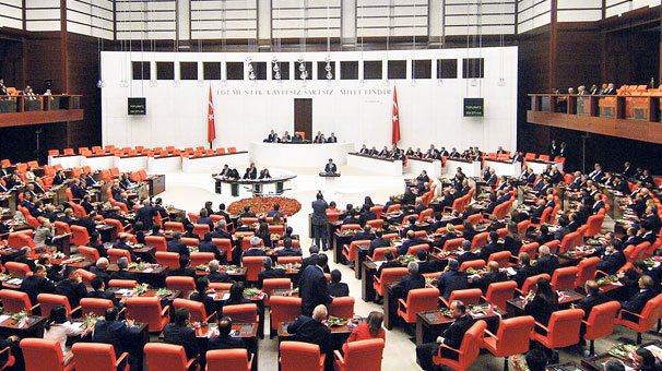 Şaibeli referandumun ardından İstanbul, Ankara ve İzmir'de vekil sayıları değişti