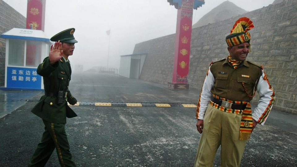Çin: Hindistan Sikkim sınırını ihlal ediyor
