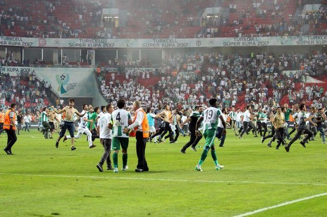 Beşiktaş-Konyaspor maçında olaylar