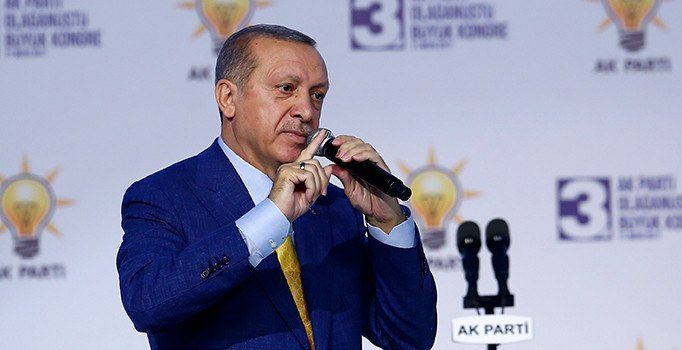 AKP'de kritik görüşme