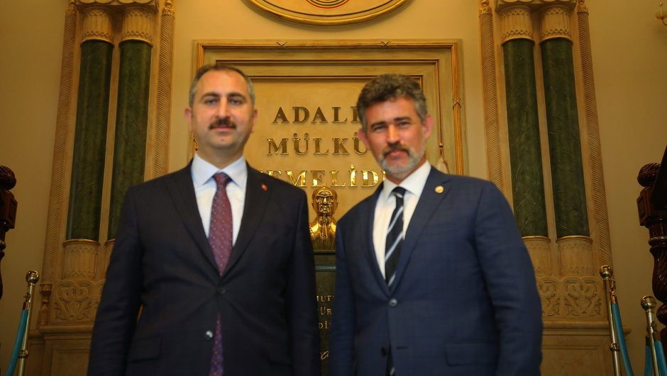 Metin Feyzioğlu'ndan yeni Adalet Bakanı'na 'Hayırlı olsun' ziyareti