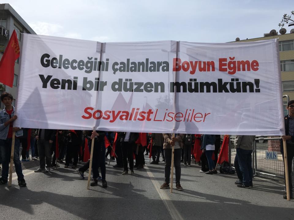 Sosyalist Liseliler'den açıklama: AKP çağdaş ve bilimsel eğitimden bahsedemez!