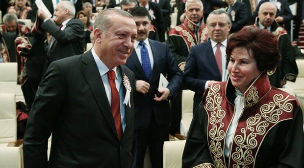 'AKP Sözcüsü' Danıştay Başkanı Zerrin Güngör cübbesini ne zaman çıkaracak?