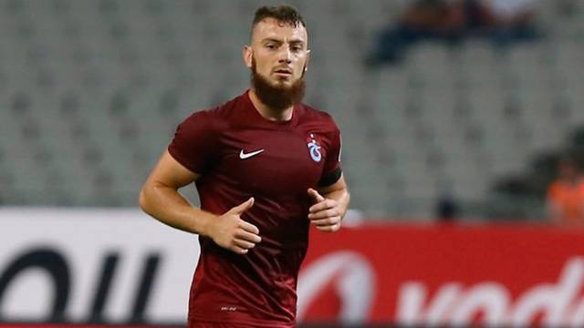 Trabzonspor İsmailağacı futbolcusunu kovdu