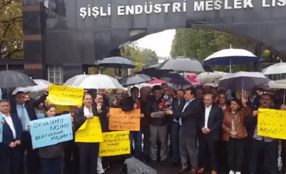VİDEO | Şişli'de veli ve öğrenciler yine eylemde: Şişli EML yıkılmayacak!