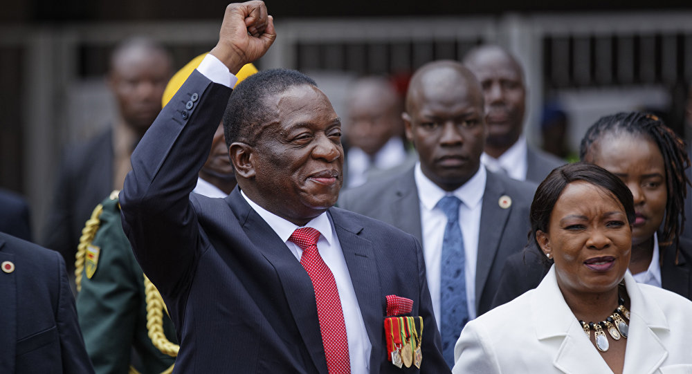 Zimbabve'nin yeni Devlet Başkanı Mnangagwa yemin etti