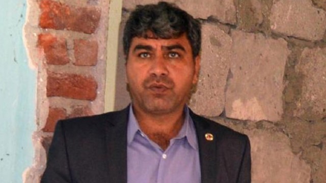 MHP'den AKP’ye geçen eski belediye başkanı zimmete para geçirmekten tutuklandı