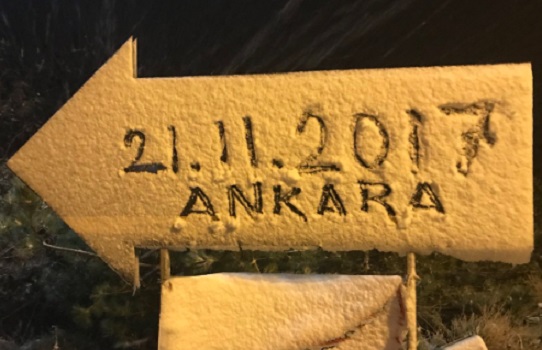 Ankara'da mevsimin ilk karı yağdı