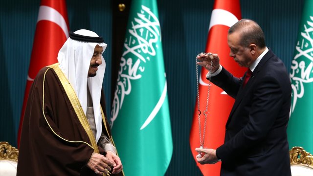 Erdoğan Suudi Arabistan Kralı ile telefonda görüştü