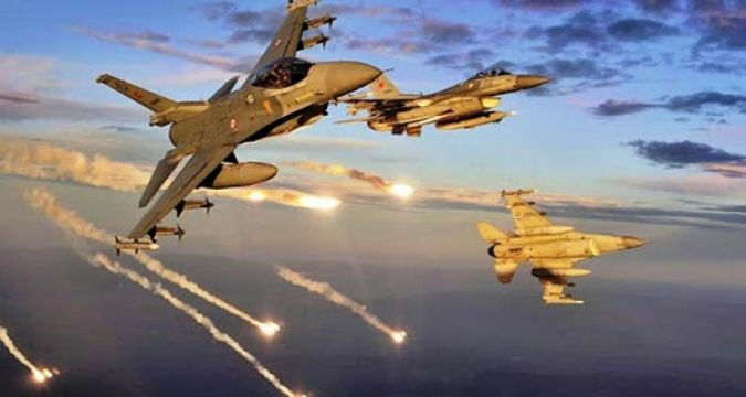 Rus uçakları IŞİD'i vurdu: Tüm belirlenen hedefler yok edildi