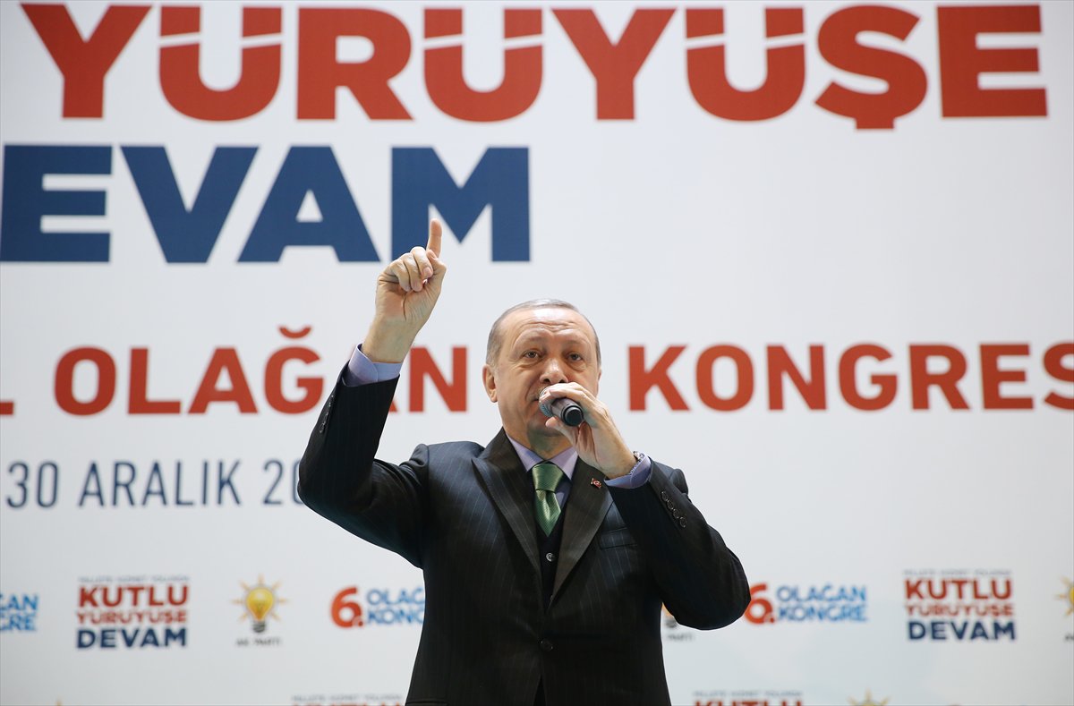 VİDEO | Erdoğan'dan asgari ücret açıklaması: 'Asgari ücreti beyefendiler beğenmiyor, ya eline diline dursun'