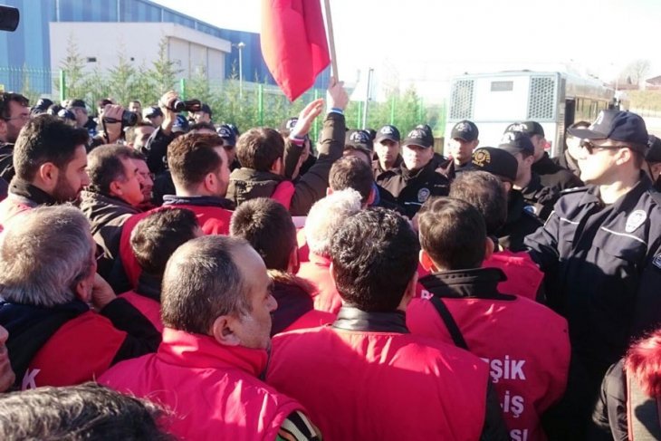 Ankara'ya yürümek isteyen metal işçilerine polis saldırısı