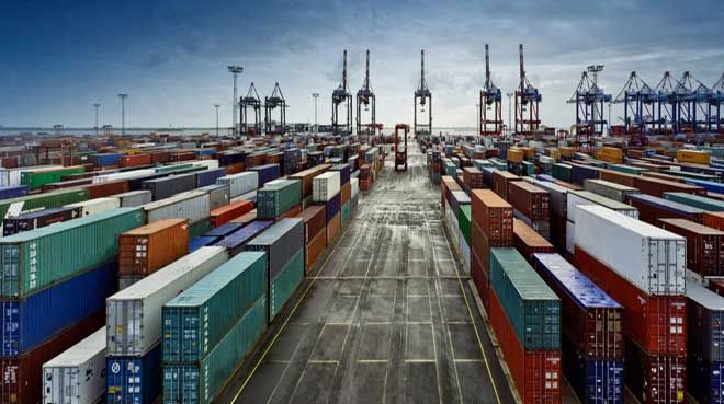 Dış ticaret açığı Kasım'da yüzde 52,4 arttı