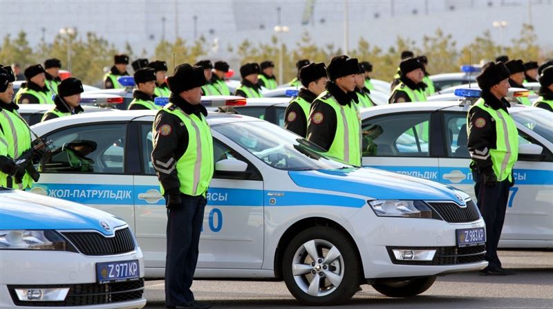 Rusya'da 'tasarruf' tedbirleri: Putin 10 bin trafik polisini görevden aldı