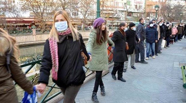 Şehre yapılmak istenen termik santral Eskişehirliler tarafından protesto edildi